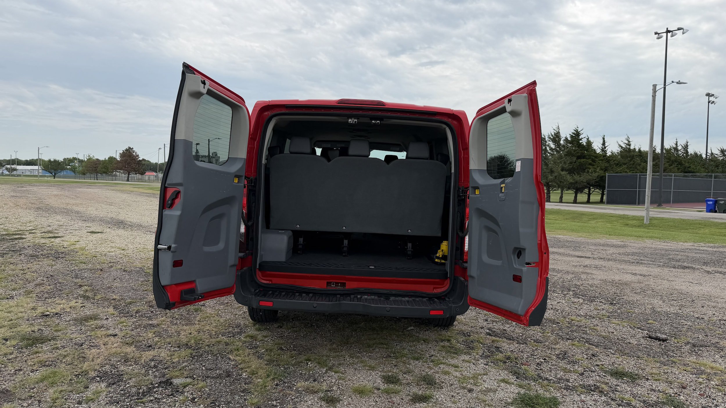 Certified 2018 Ford Transit 150 XL RWD image 5