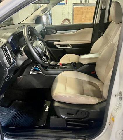 Certified 2024 Ford Ranger Lariat w/ FX4 Off-Road Package image 8