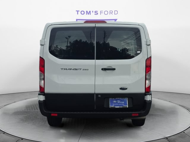 Certified 2025 Ford Transit 250 Low Roof w/ Exterior Upgrade Package RWD image 4