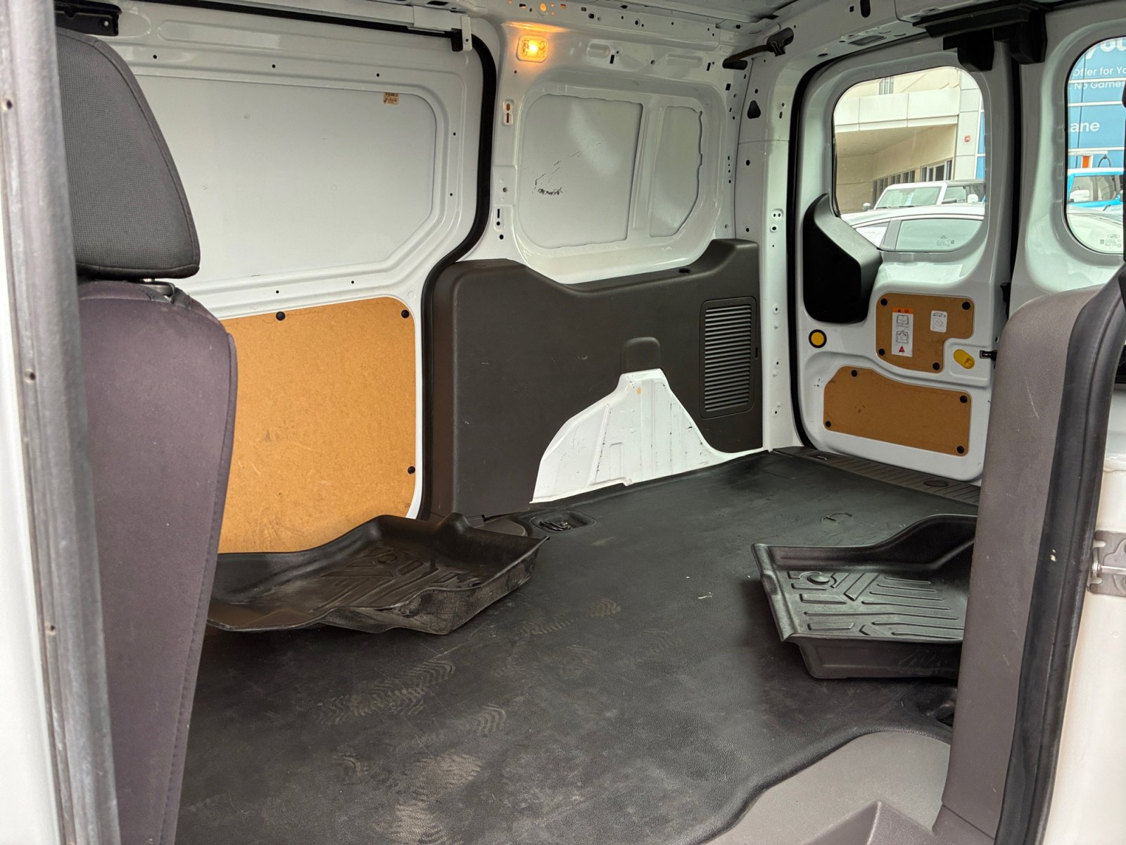 Certified 2020 Ford Transit Connect XL FWD image 17