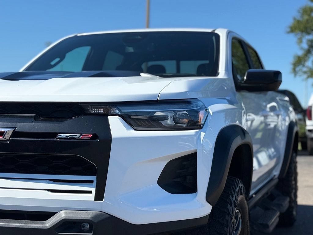 Used 2023 Chevrolet Colorado ZR2 w/ ZR2 Convenience Package III AWD/4WD image 41