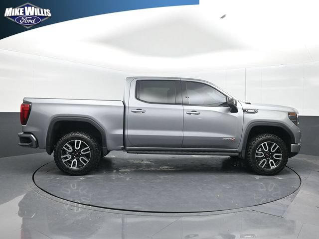Used 2025 GMC Sierra 1500 AT4 w/ AT4 Premium Package AWD/4WD image 8