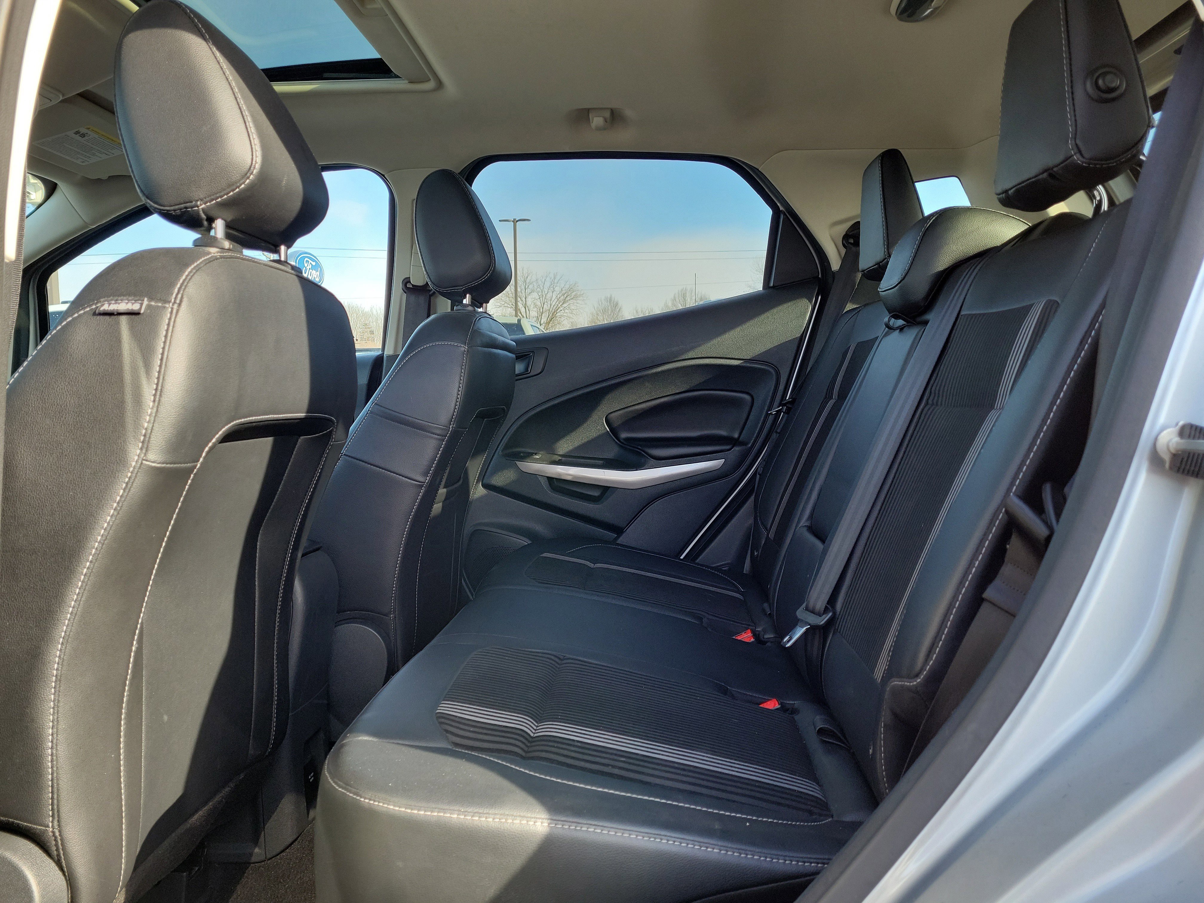 Certified 2020 Ford EcoSport SES w/ SES Black Appearance Package image 10