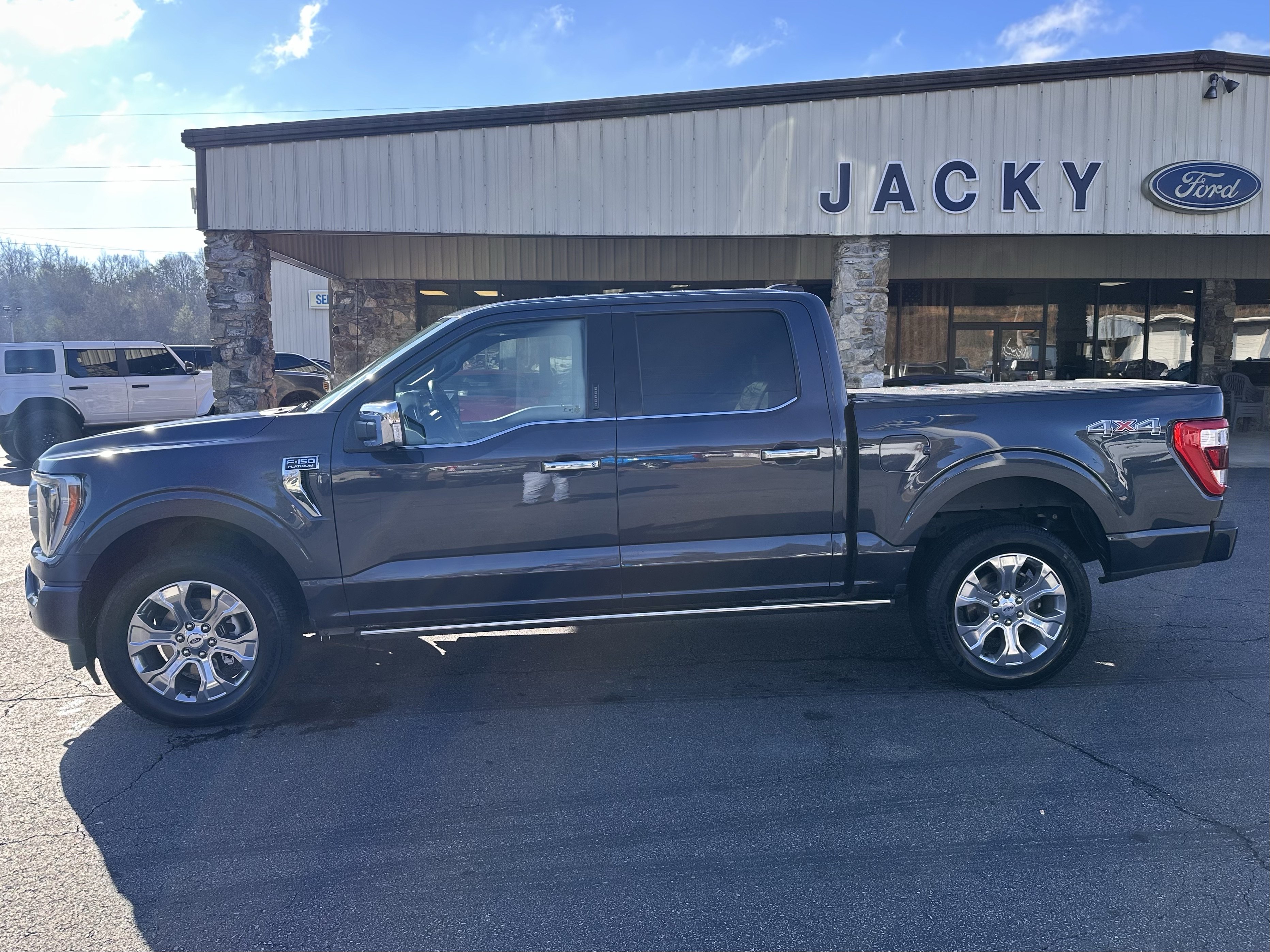 Certified 2022 Ford F150 Platinum w/ Trailer Tow Package