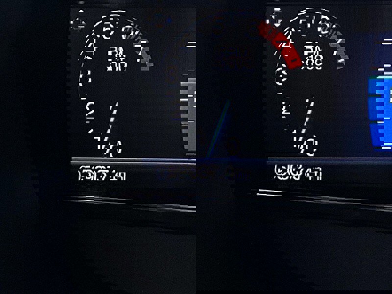 Certified 2018 Ford Explorer XLT w/ Equipment Group 202A image 18