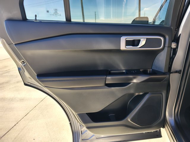 Certified 2021 Ford Explorer 4WD image 11