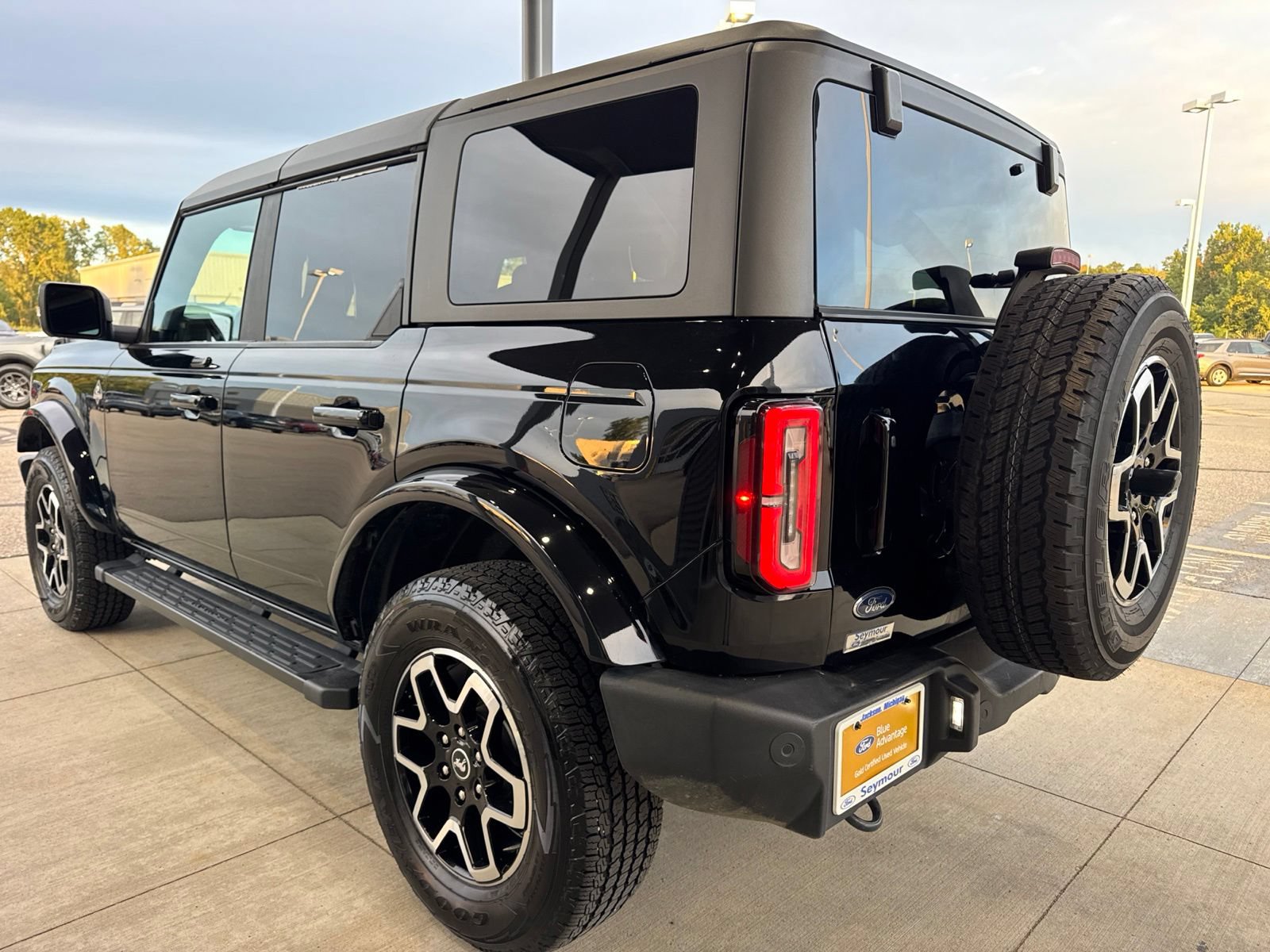 Certified 2022 Ford Bronco Outer Banks AWD/4WD image 5