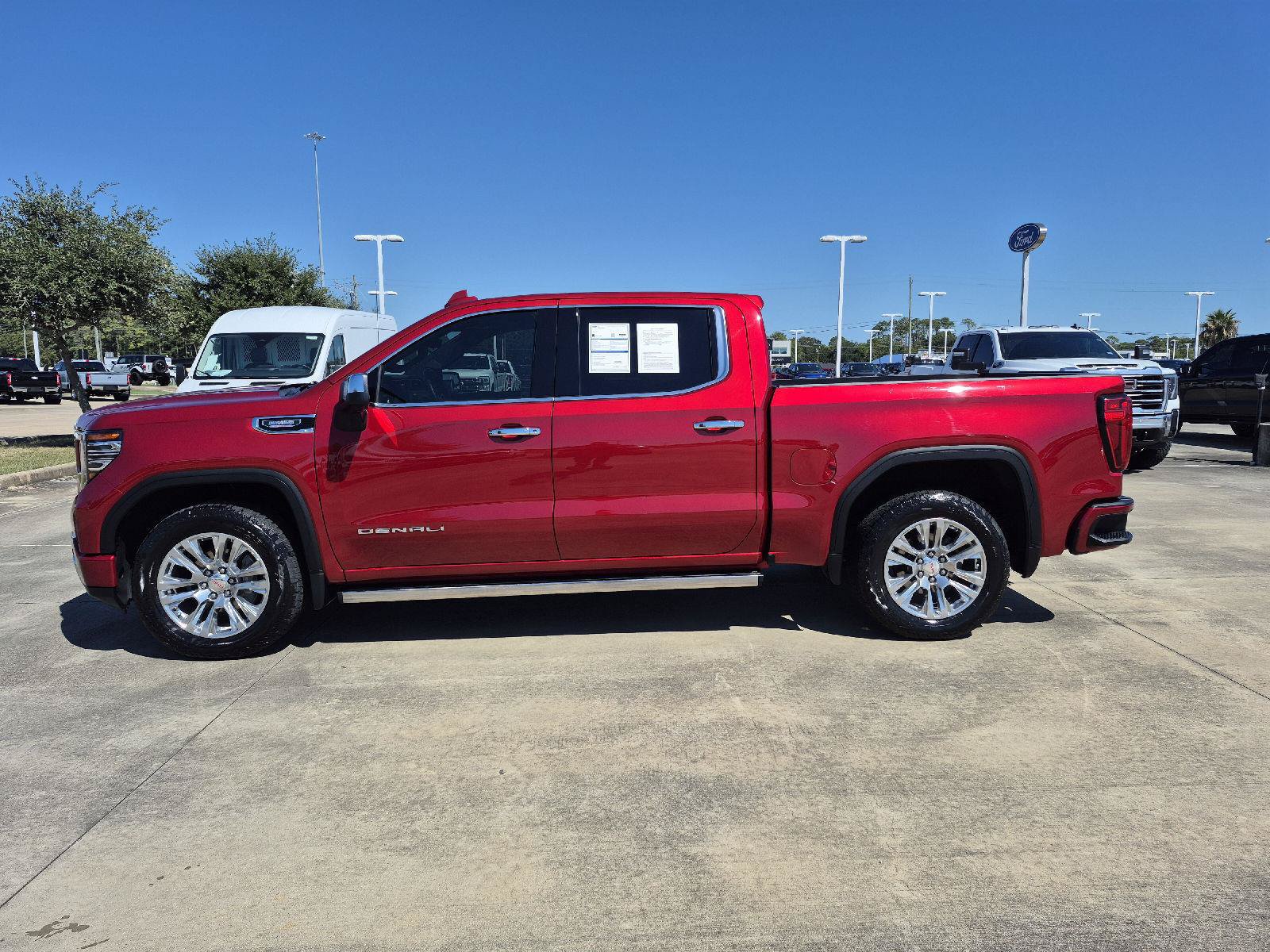 Used 2023 GMC Sierra 1500 Denali w/ Technology Package AWD/4WD image 15