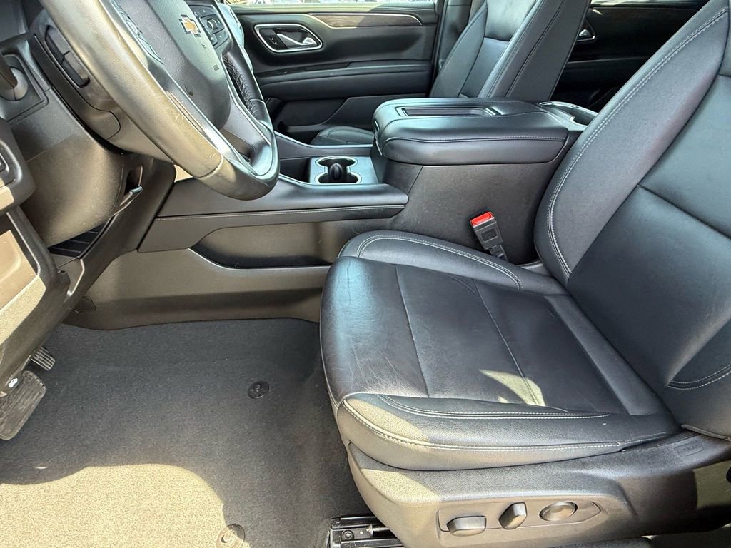 Used 2024 Chevrolet Tahoe LT image 16
