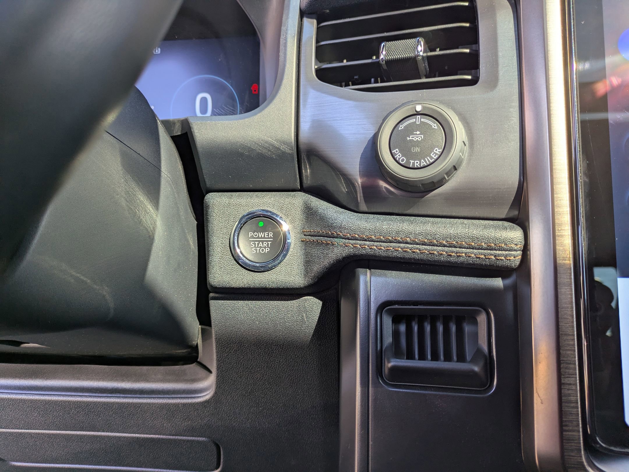 Certified 2024 Ford F150 Lightning Lariat image 28