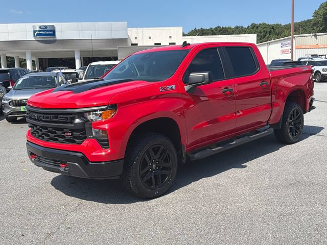 Used 2024 Chevrolet Silverado 1500 Custom Trail Boss AWD/4WD image 3