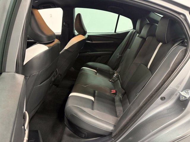 Used 2025 Toyota Camry SE FWD image 32