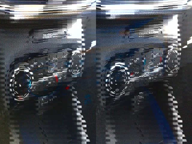 Certified 2022 Ford Escape SE w/ Convenience Package image 17