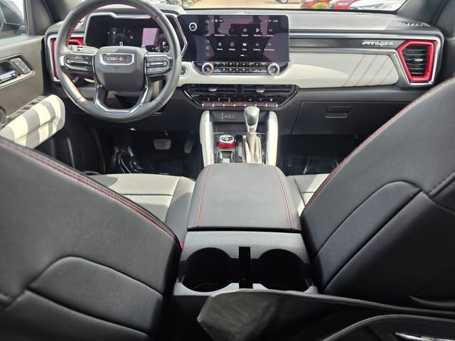 Used 2024 GMC Canyon AT4X AWD/4WD image 17