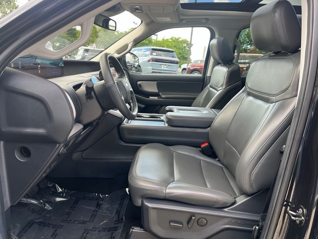 Certified 2025 Ford Expedition Max Active AWD/4WD image 18