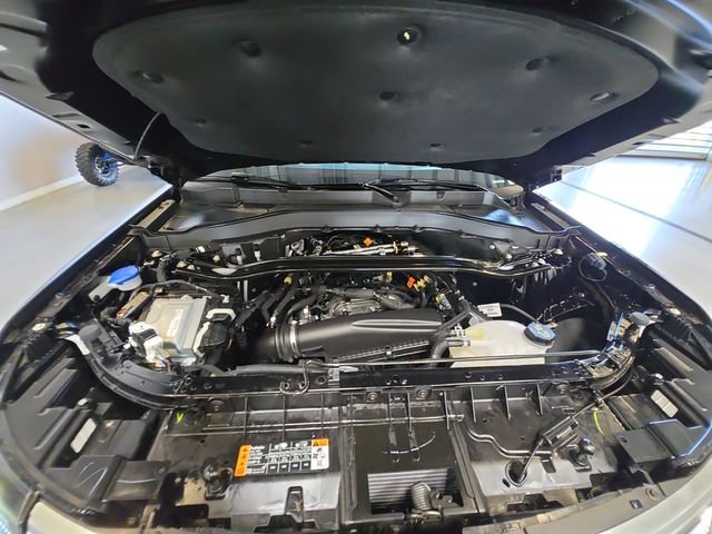 Certified 2025 Ford Explorer Platinum w/ LUX Leather Package AWD/4WD image 24