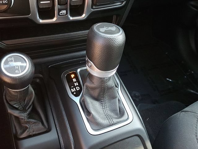 Used 2021 Jeep Wrangler Unlimited Sport AWD/4WD image 14