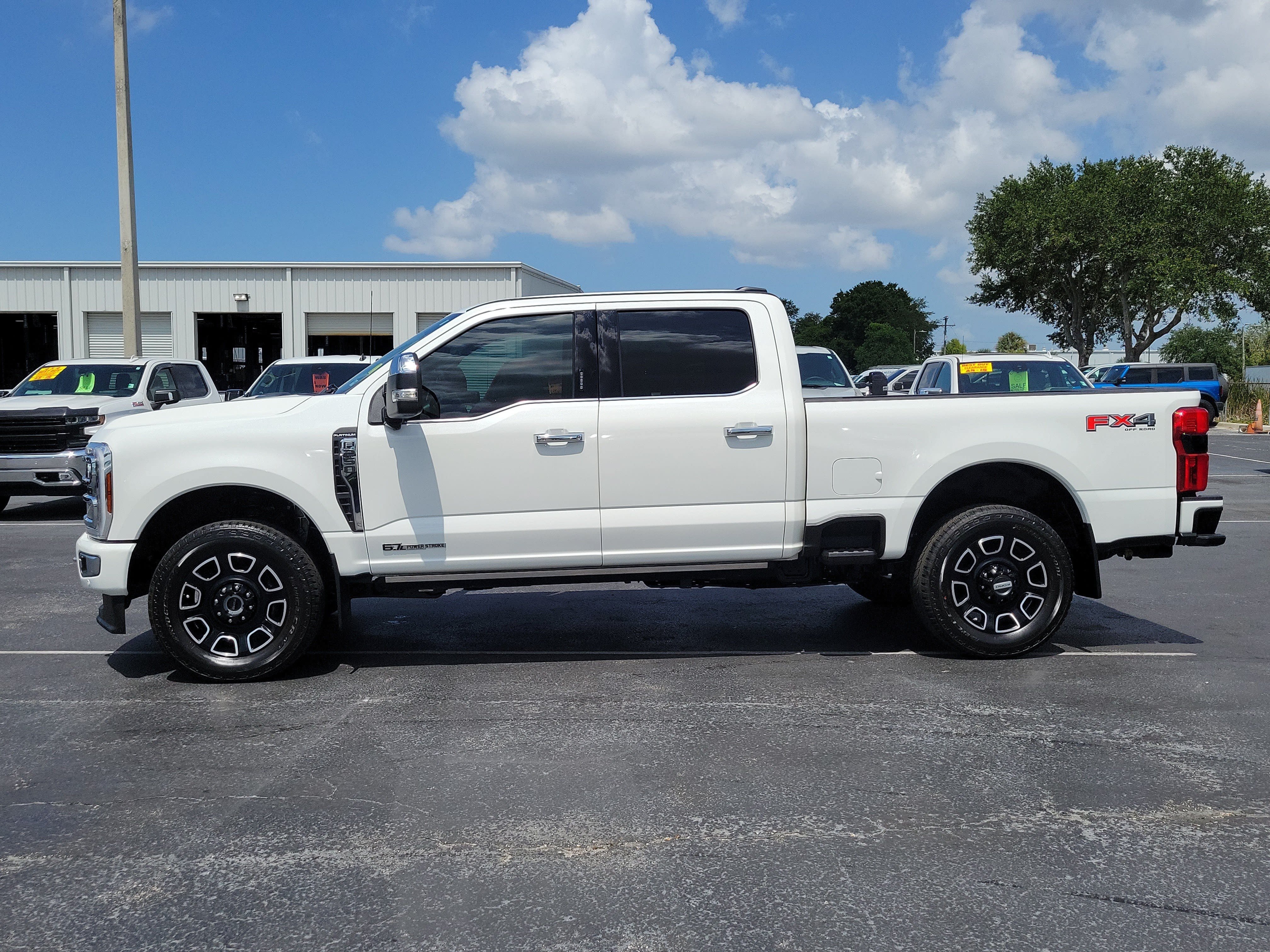 Certified 2024 Ford F250 Platinum w/ FX4 Off-Road Package AWD/4WD image 6