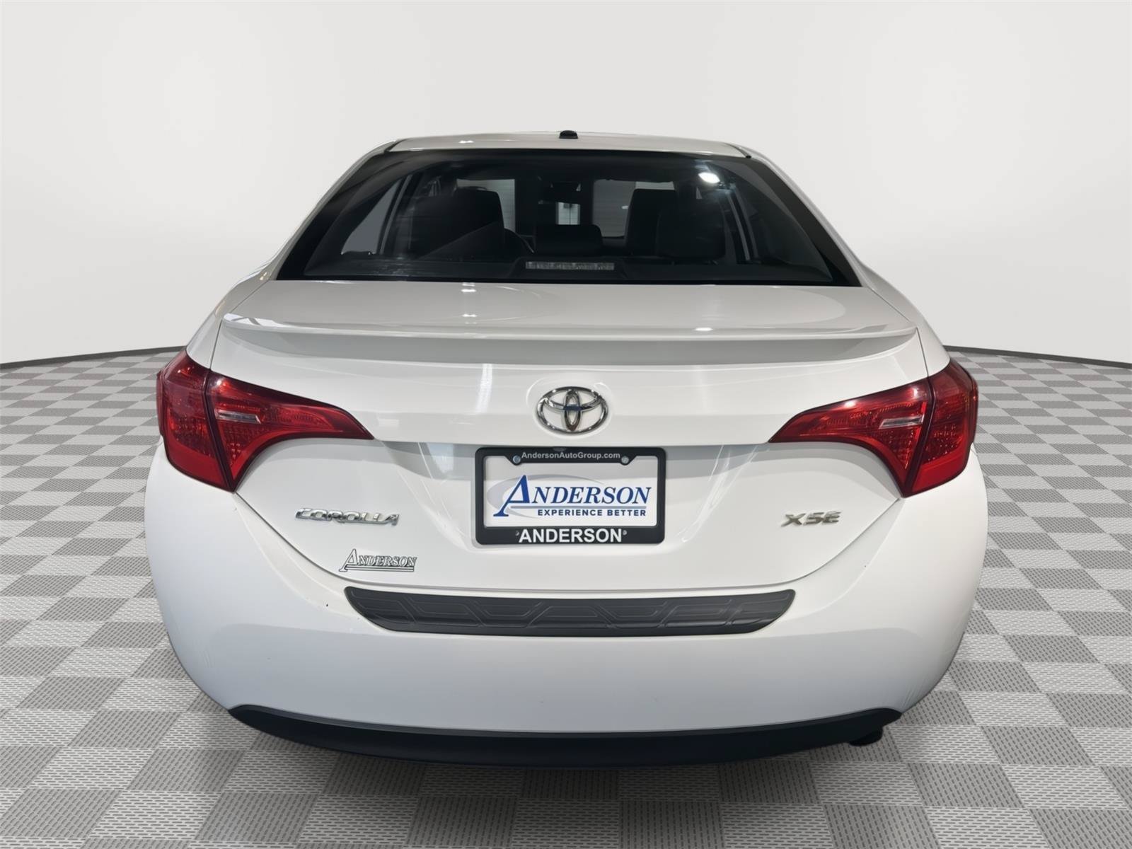 Used 2017 Toyota Corolla XSE w/ Carpet Mat Package (TMS) FWD image 8