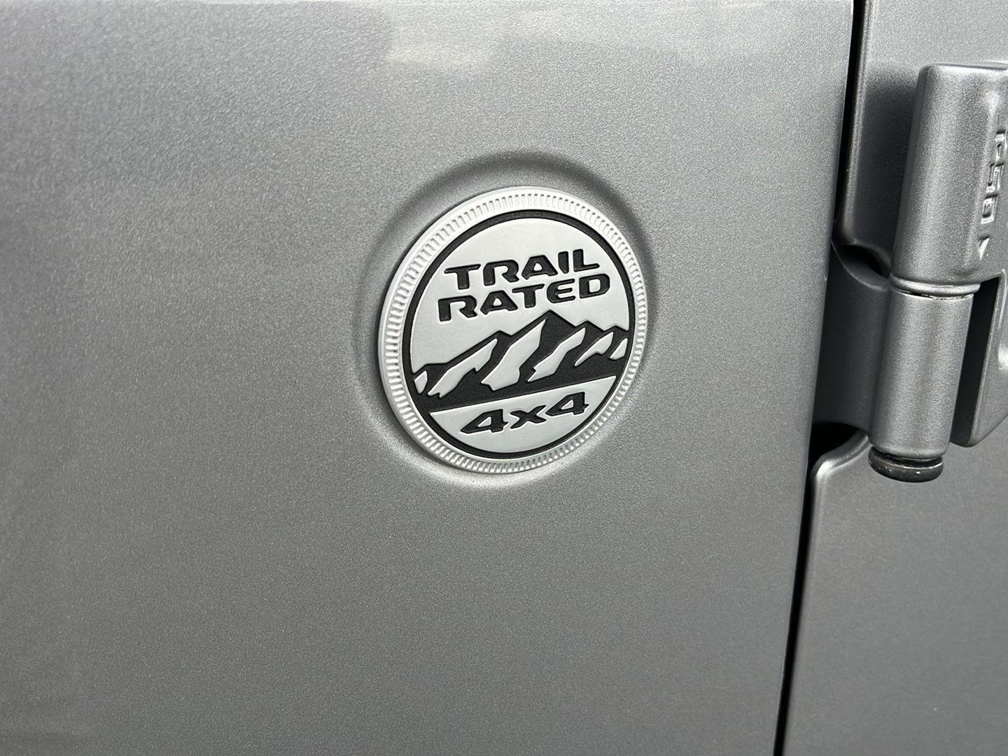 Used 2019 Jeep Wrangler Unlimited Sahara image 13