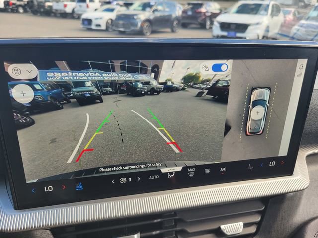 Certified 2025 Ford Explorer Platinum w/ LUX Leather Package image 21