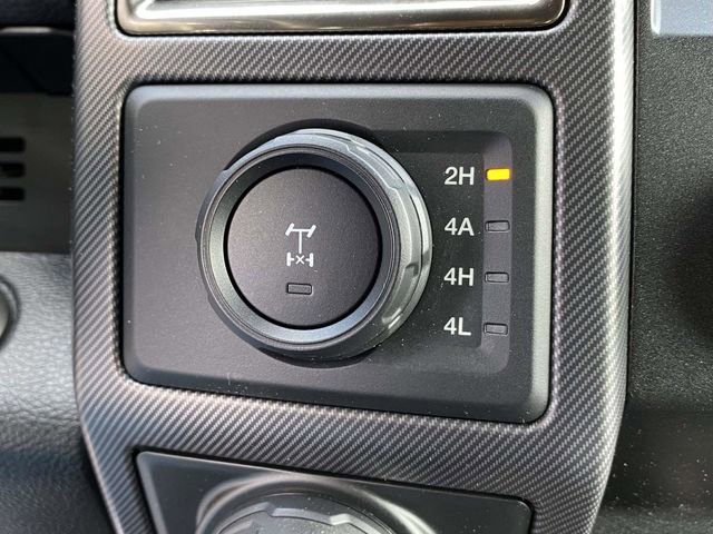 Certified 2019 Ford F150 Raptor w/ Equipment Group 802A Luxury image 30