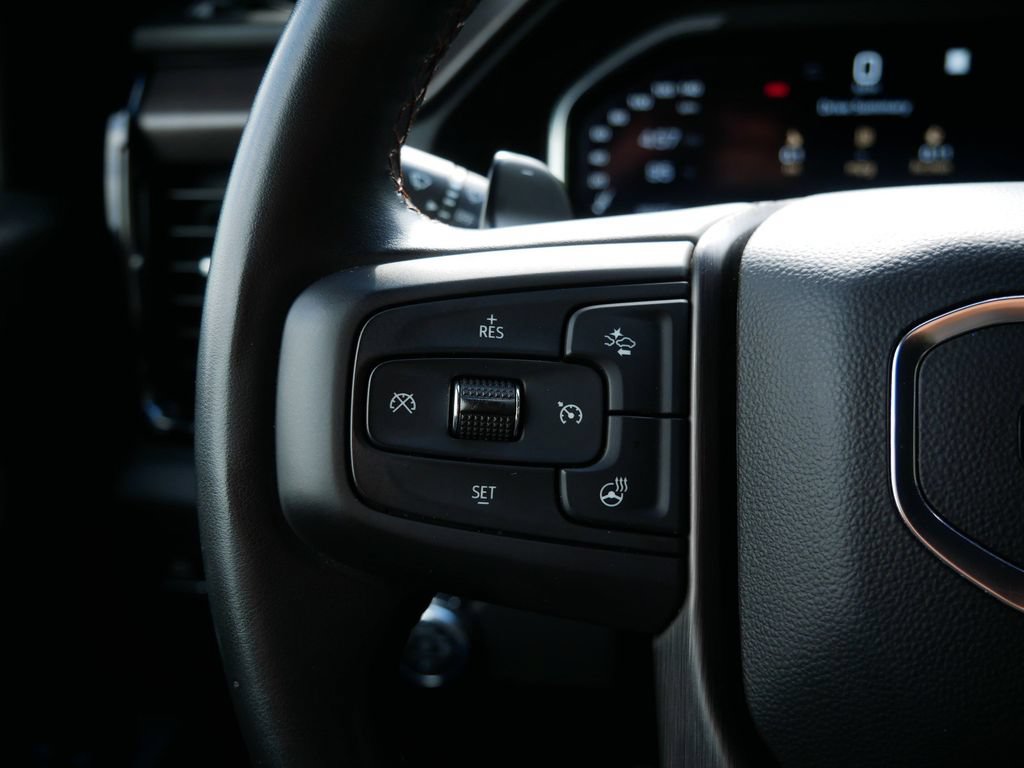 Used 2023 GMC Sierra 1500 AT4 w/ Technology Package AWD/4WD image 18