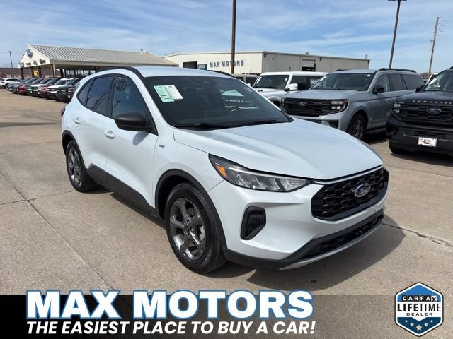 Certified 2025 Ford Escape ST-Line FWD image 4
