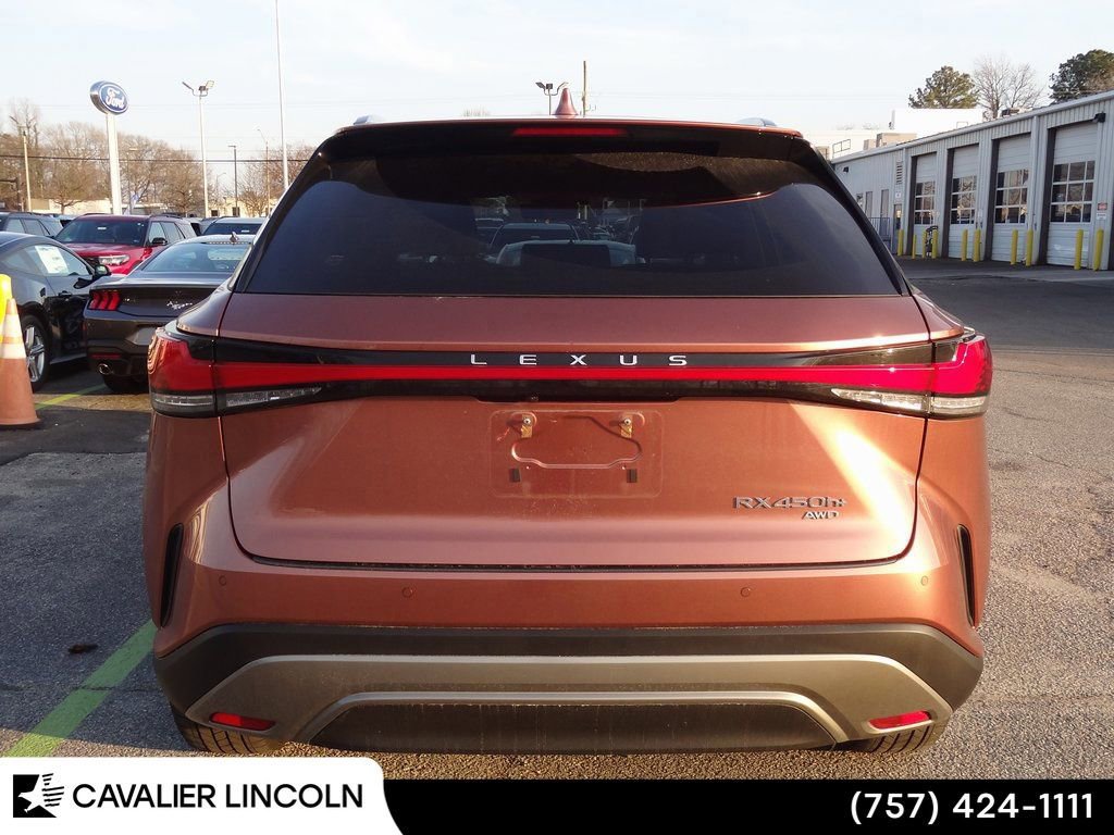 Used 2024 Lexus RX 450h 450h+ Luxury w/ Convenience Package image 3