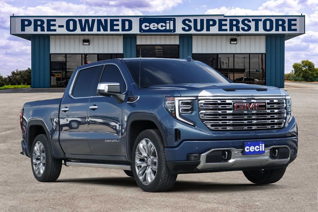 Used 2025 GMC Sierra 1500 Denali AWD/4WD image 1