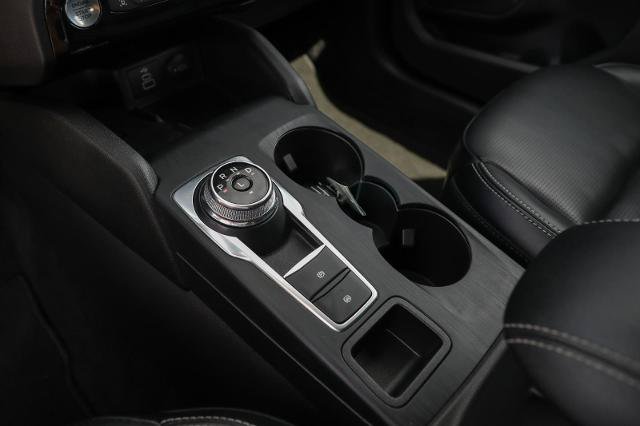 Certified 2024 Ford Escape Platinum AWD/4WD image 40