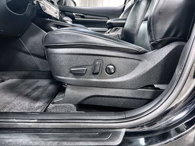 Used 2025 Kia Telluride S FWD image 13