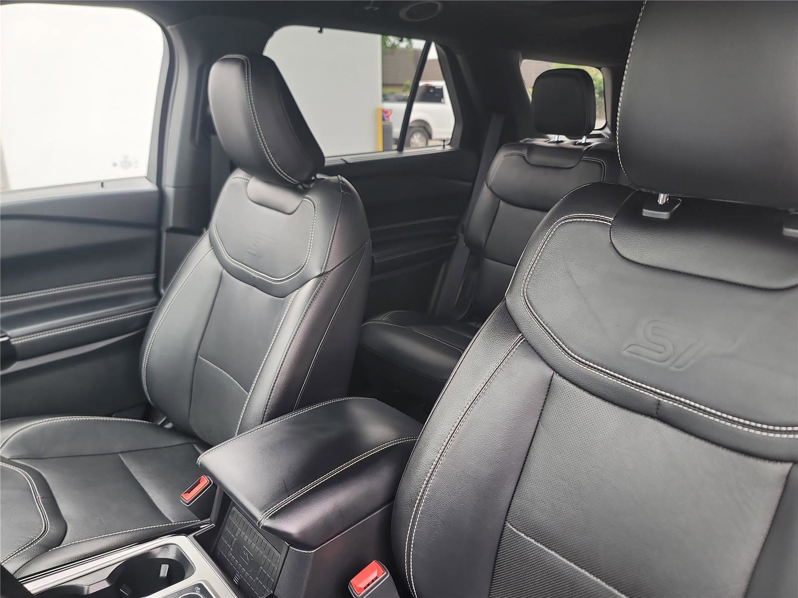 Certified 2022 Ford Explorer ST w/ Equipment Group 401A image 20