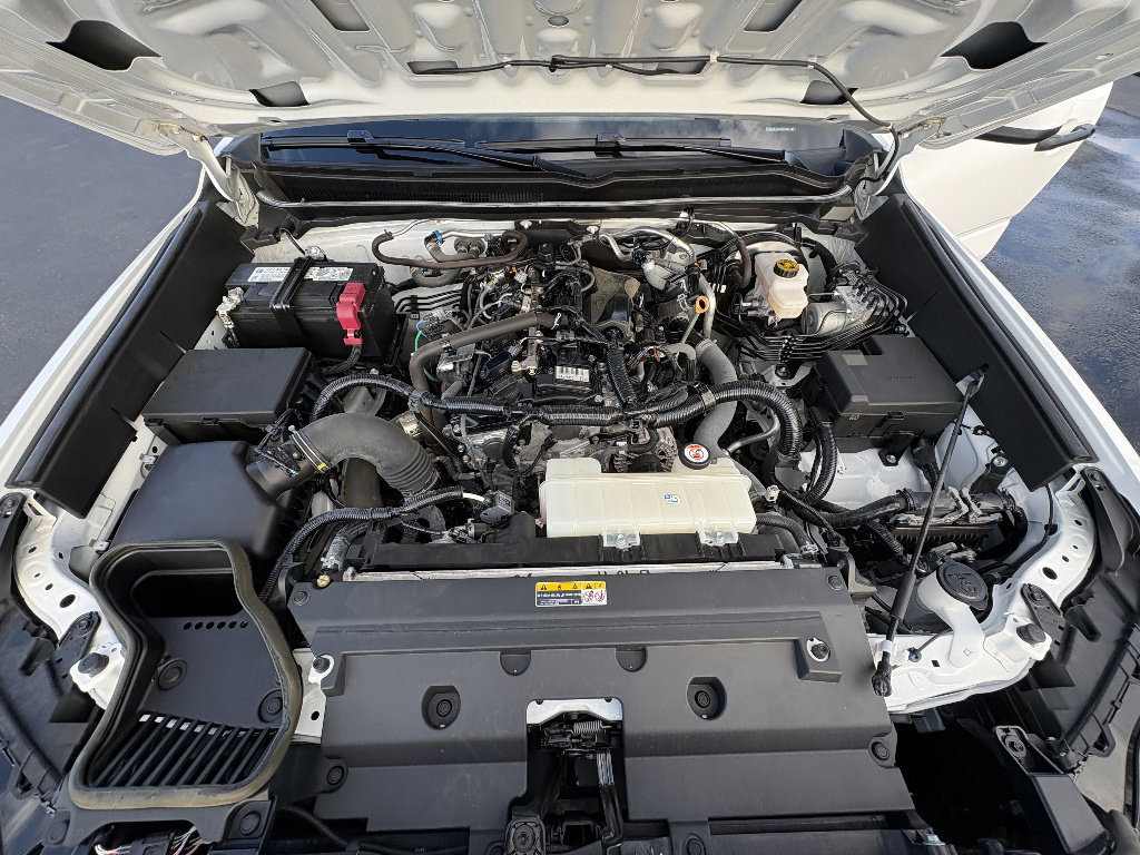 Used 2024 Toyota Tacoma TRD Off-Road AWD/4WD image 39