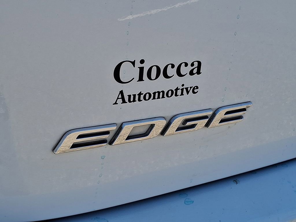 Certified 2017 Ford Edge SEL w/ Equipment Group 201A image 29