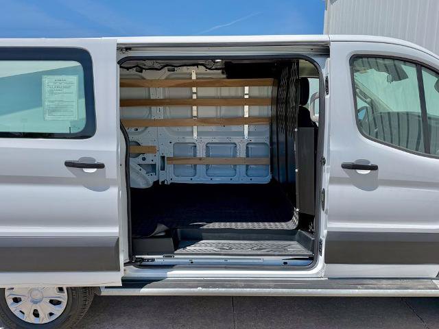 Certified 2025 Ford Transit 250 Low Roof w/ Exterior Upgrade Package RWD image 21