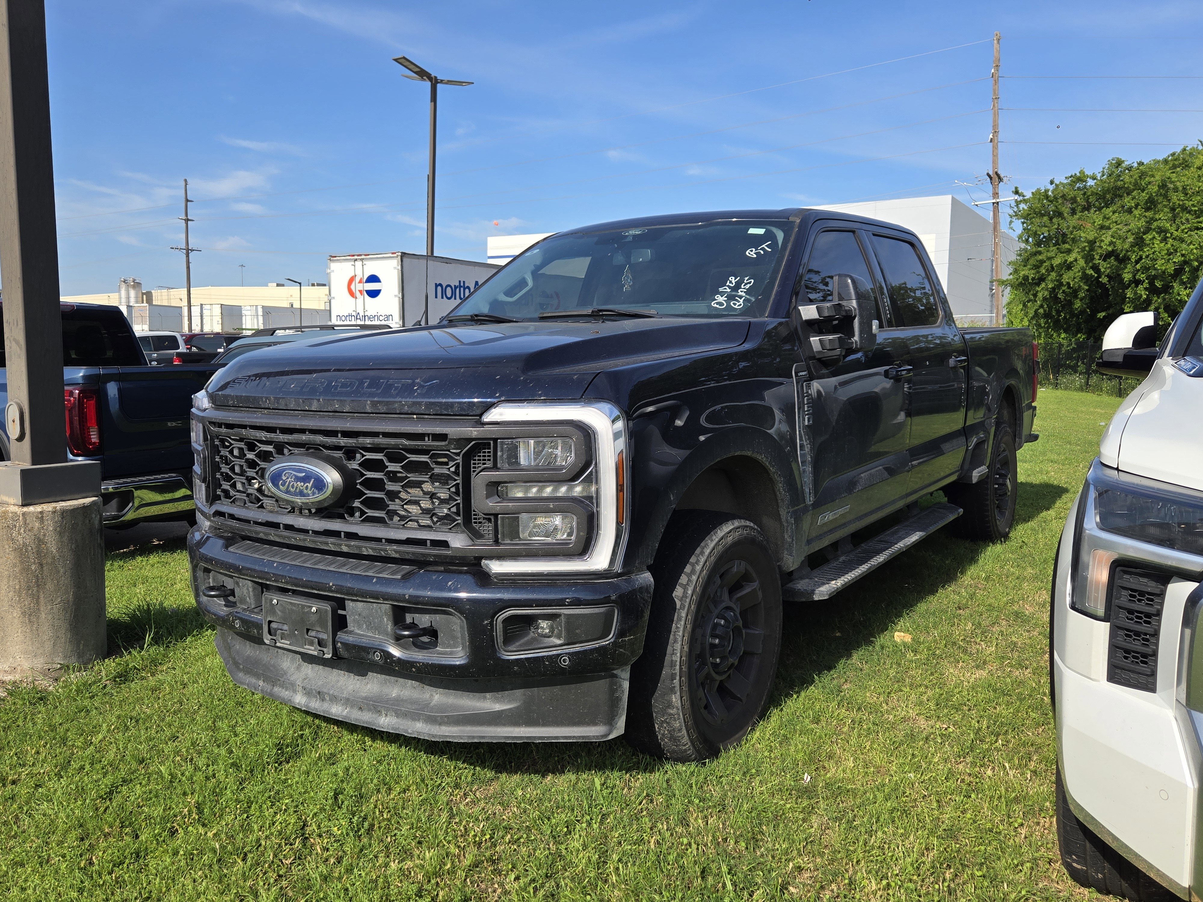 Certified 2024 Ford F250 Lariat w/ Lariat Ultimate Package AWD/4WD image 1