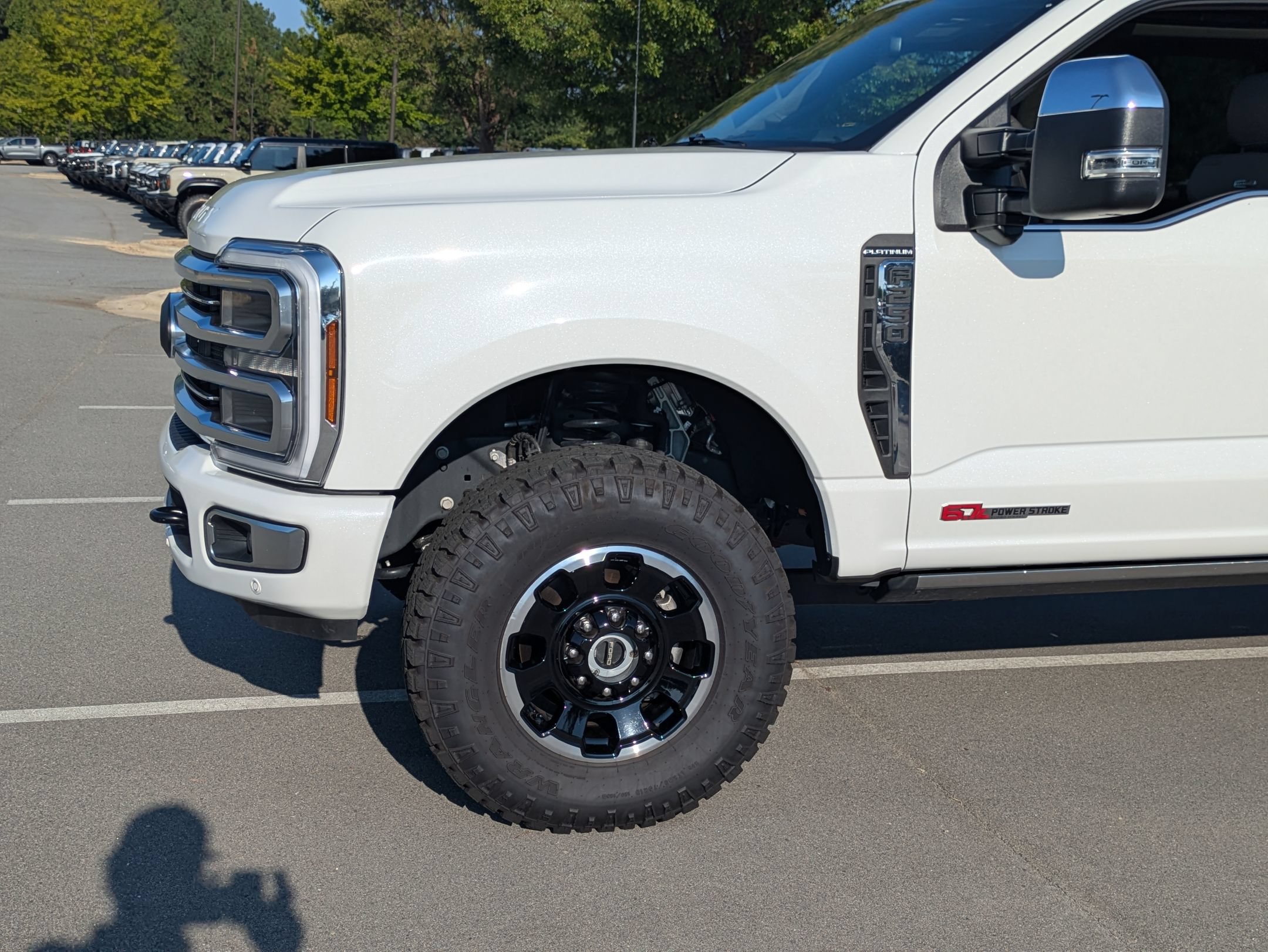 Certified 2026 Ford F250 Platinum w/ Platinum Plus Package AWD/4WD image 11