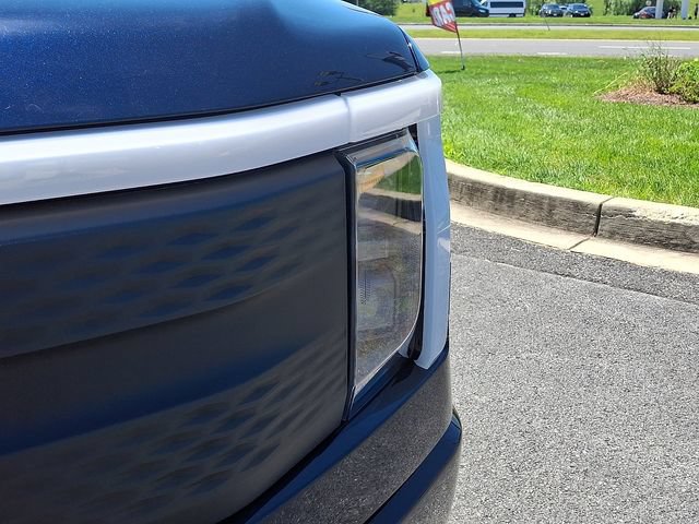 Certified 2025 Ford F150 Lightning Flash AWD/4WD image 9