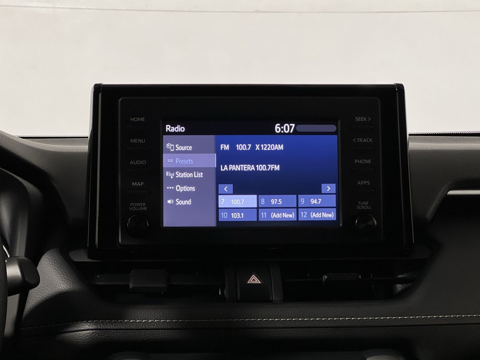 Used 2019 Toyota RAV4 LE w/ All Weather Liner Package AWD/4WD image 18