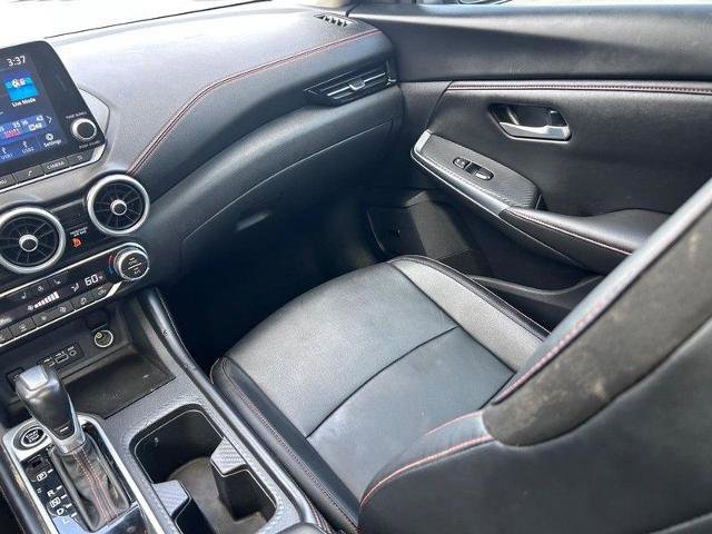 Used 2025 Nissan Sentra SR w/ SR Premium Package image 18