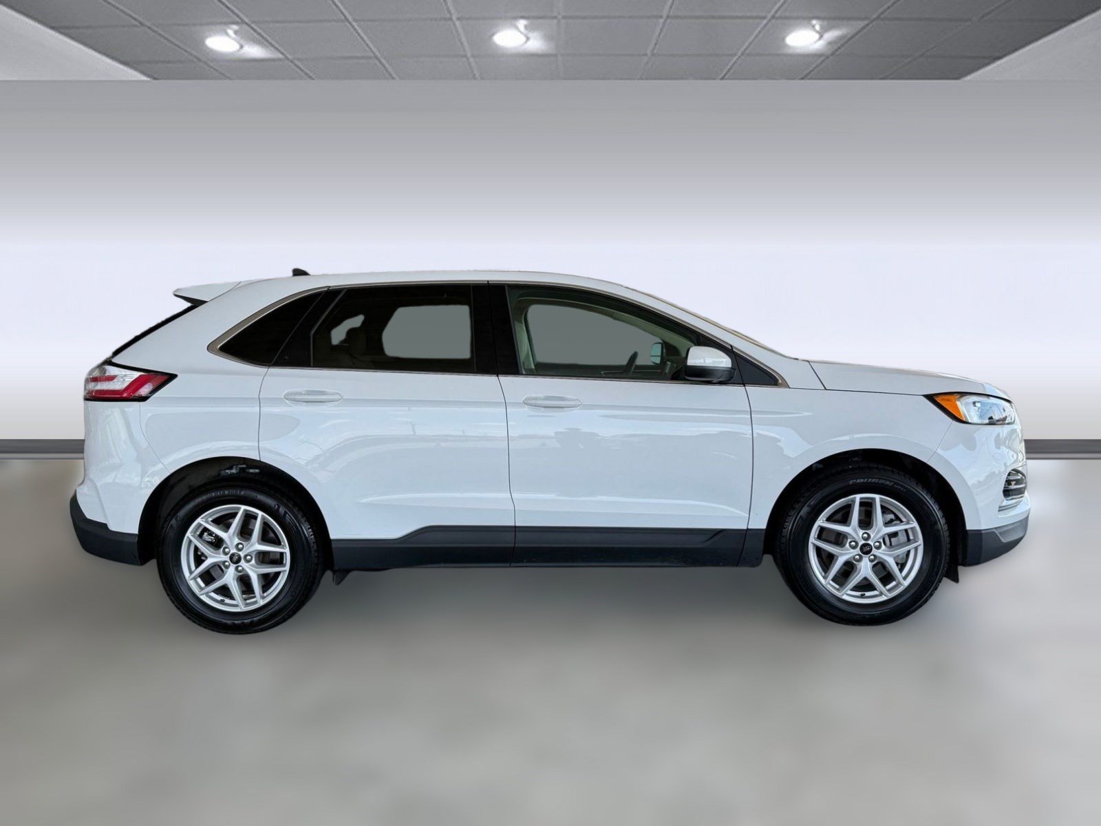 Certified 2024 Ford Edge SEL AWD/4WD image 8