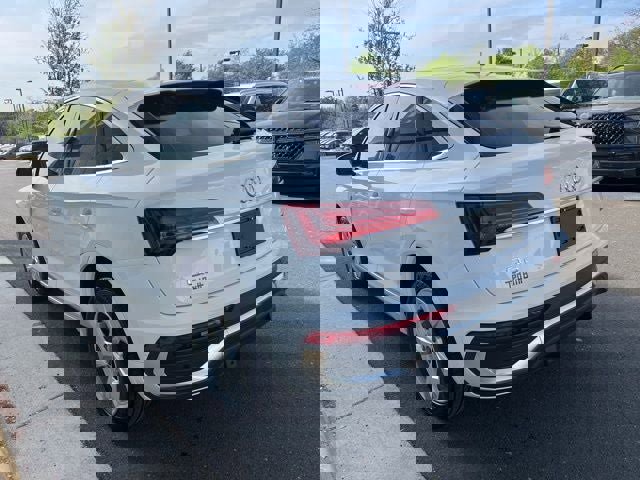 Used 2025 Audi Q5 2.0T Premium Plus image 3