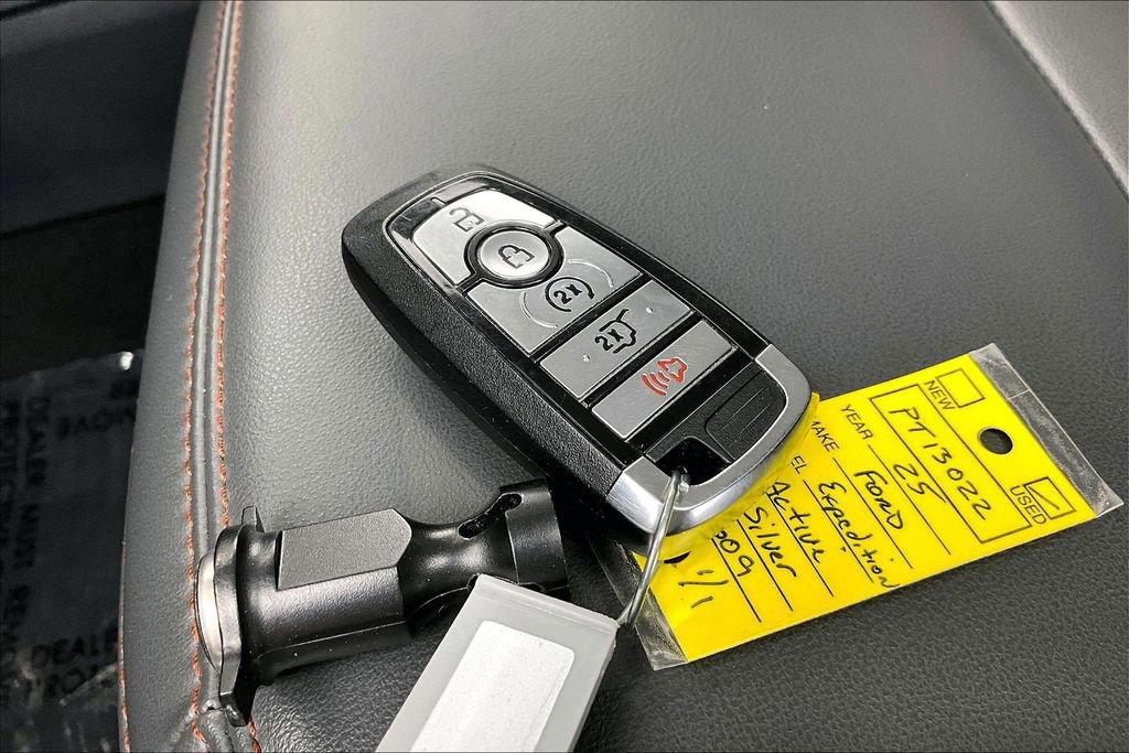 Certified 2025 Ford Expedition Max Active image 13