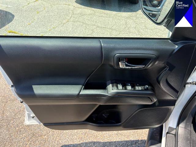 Used 2023 Toyota Tacoma TRD Sport AWD/4WD image 9