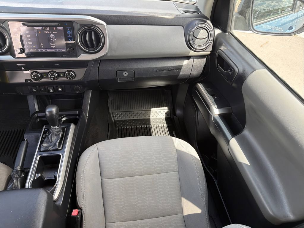 Used 2019 Toyota Tacoma SR5 RWD image 14