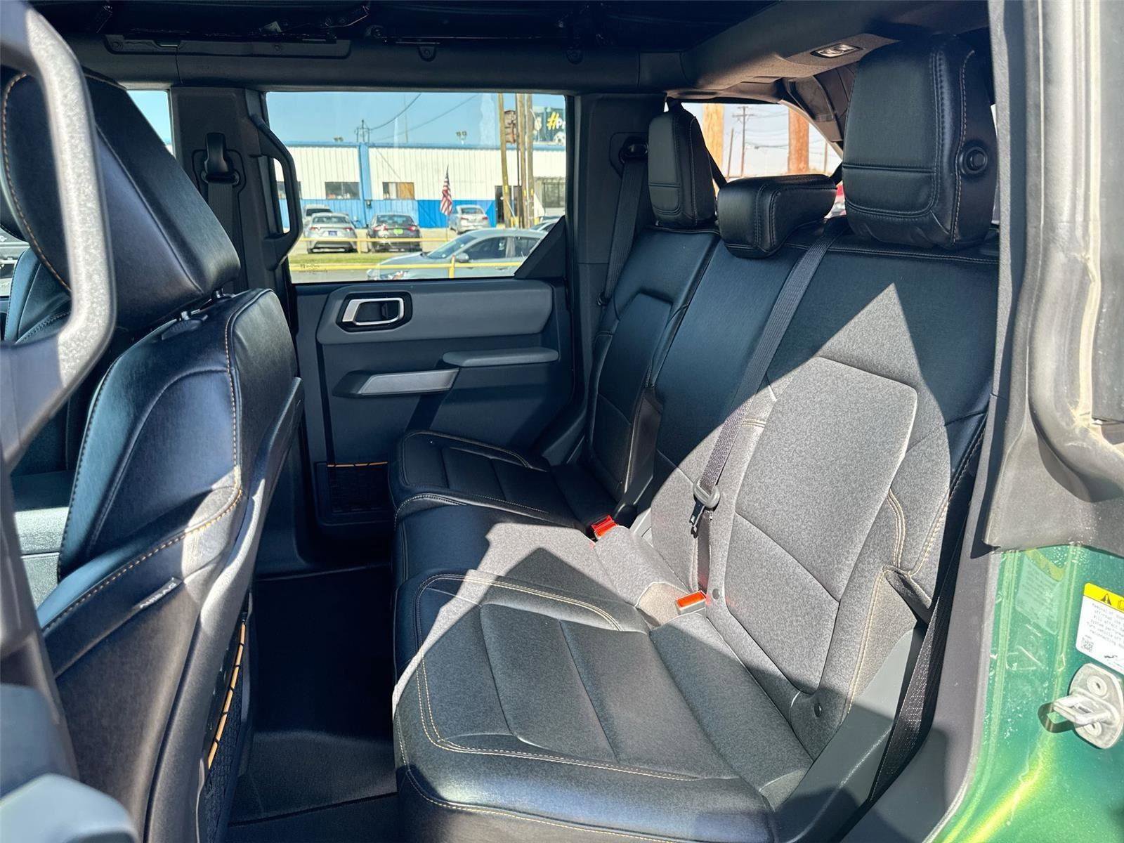 Certified 2023 Ford Bronco Badlands AWD/4WD image 23
