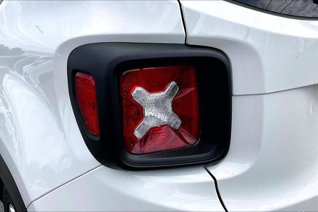 Used 2023 Jeep Renegade Latitude AWD/4WD image 30