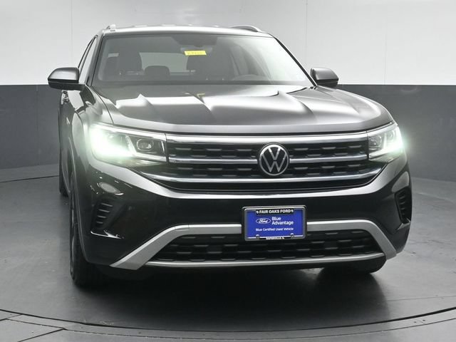 Used 2022 Volkswagen Atlas Cross Sport SE AWD/4WD image 2