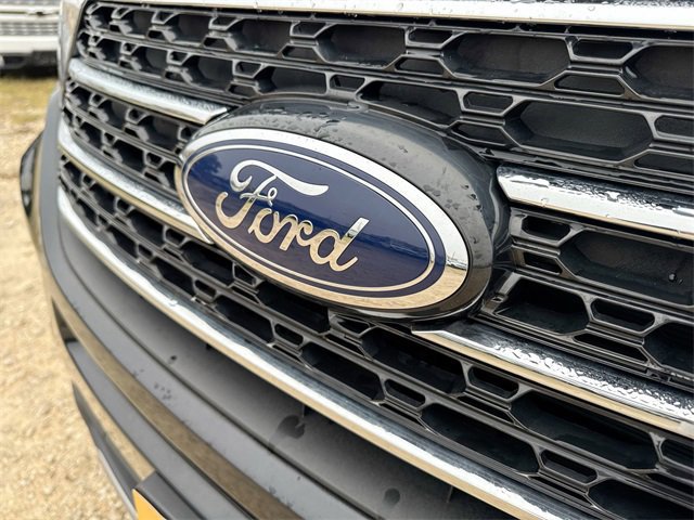 Certified 2024 Ford Explorer XLT w/ Equipment Group 202A image 34